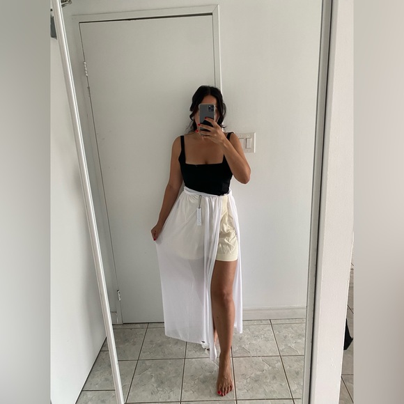 🛍️NEW BEACH COVER UP SIZE SMALL/MEDIUM - Picture 2 of 6